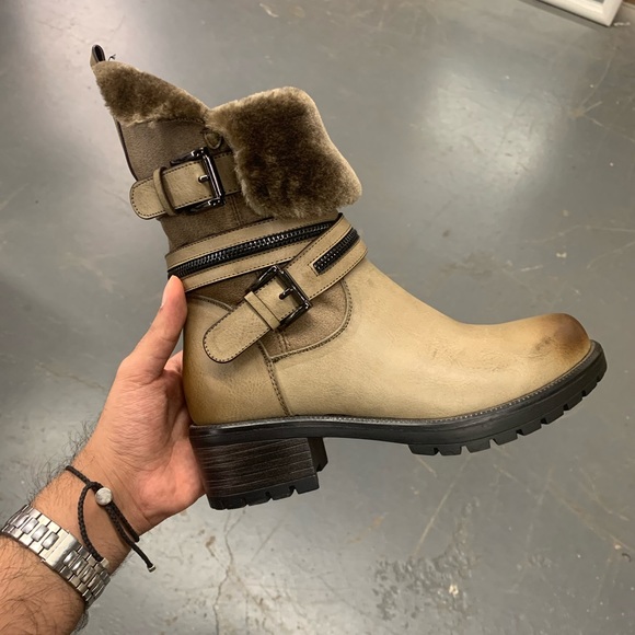 Women’s Faux Fur Lined Zipper and Buckle Detail Boots in Beige Faux Leather - Picture 7 of 16